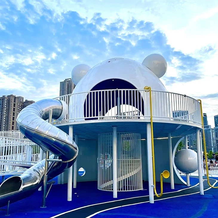 Two Layers Of EPDM Sports Surface Layer For Amusement Park factory